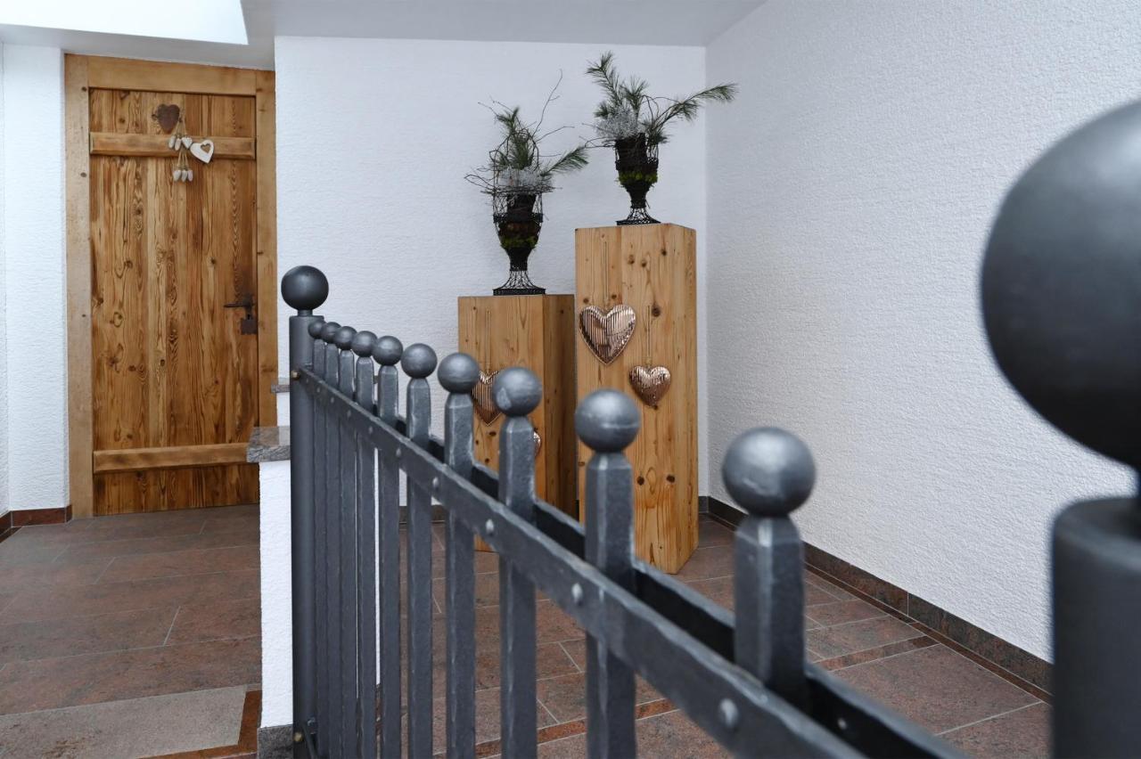 Apart Alpenpension Maderer Gaschurn Exterior foto